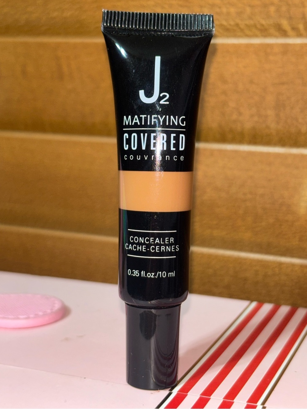 J2 Mattifying Covered concealer
